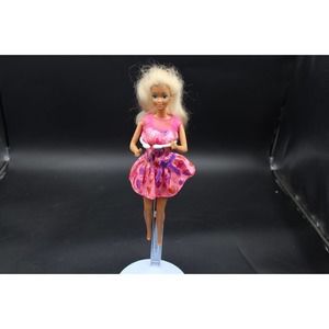 Vintage Mattel 1966 copywrite Twist Waist